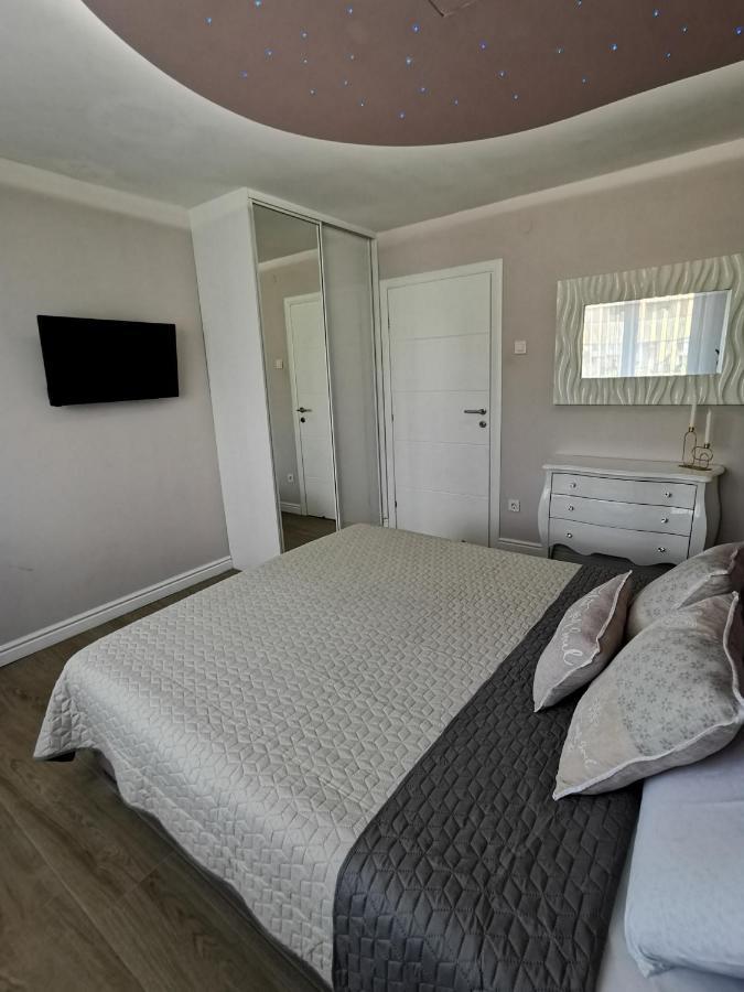 Lux Apartman 34 Banja Luka Exterior photo